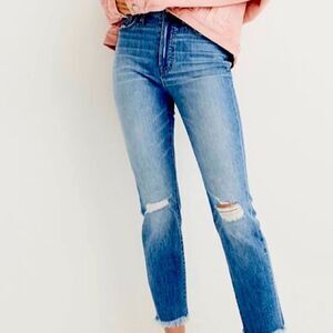Madewell The Perfect Vintage Jean in Medium Wash Distressed Blue Denim Size 26